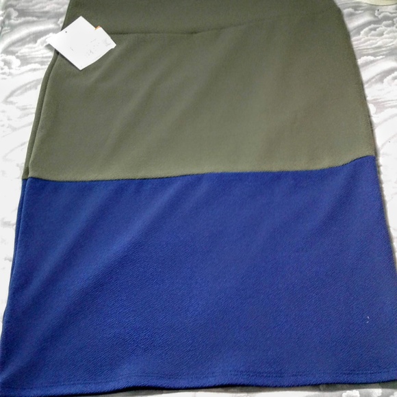NWT LuLaRoe "Cassie" Skirt - Picture 1 of 3